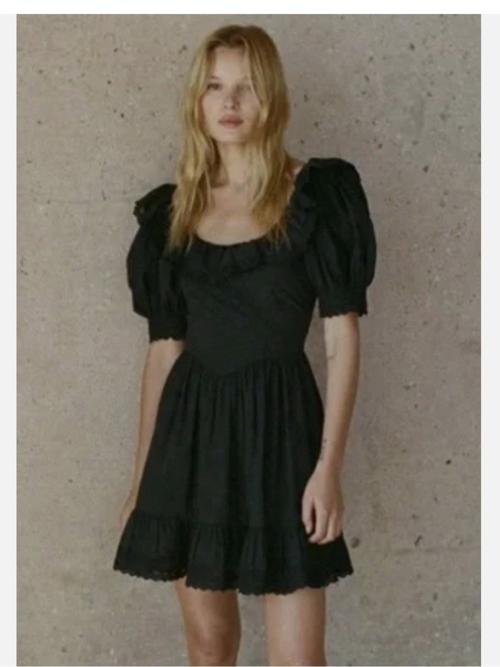 Doen Black Puff-Sleeve Ruffled Mini Dress